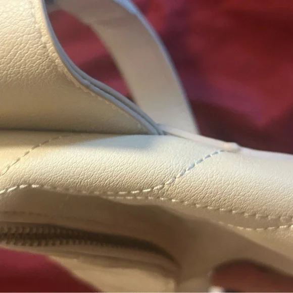 Universal Thread Quilted White Fanny pack - Picture 9 of 9